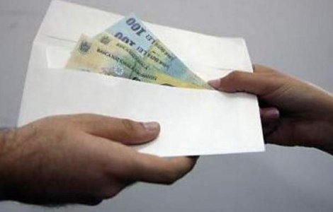 Politist retinut dupa ce a sustras din sediul IPJ Prahova un permis