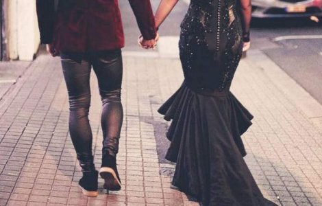 Aceasta mireasa a vrut sa fie diferita. Uite ce rochie a purtat