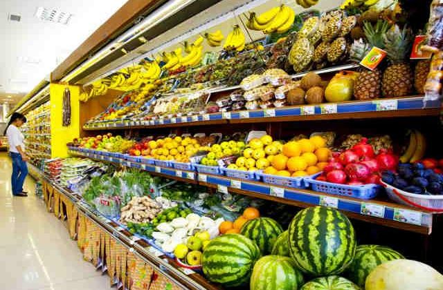 Studiile arata ca din ce in ce mai multi romani utilizeaza cardurile pentru plata cumparaturilor. Este sau nu mai avantajos