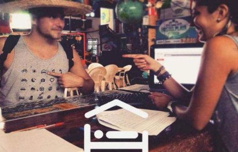 Tricoul care iti permite sa comunici in orice limba, chiar daca nu o c