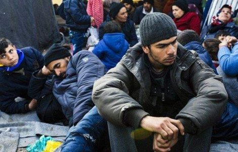 Circa 50.000 de refugiati sirieni, blocati la frontiera cu Iordania