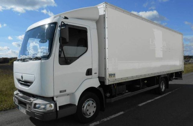 Un roman a fost arestat in Marea Britanie pentru ca a ajutat niste straini