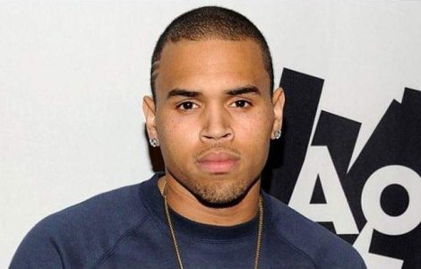 Chris Brown dezvaluie de ce a agresat-o pe Rihanna