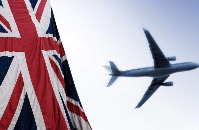 Riscul iesirii din UE ii face pe britanici sa aplice pentru pasapoarte franceze