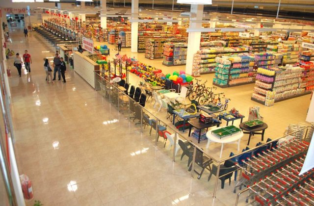 Deputatii au fortat o noua ieftinire a alimentelor prin eliminarea unei taxe