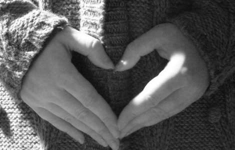 Studiu: Pierderea unei persoane dragi poate produce fibrilatie arteriala