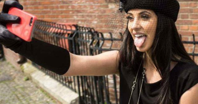 Generatia #Selfie nu mai tine cont de varsta