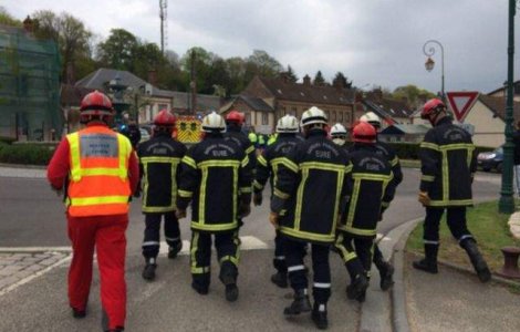 Explozie puternica intr-o cladire, la periferia orasului Paris