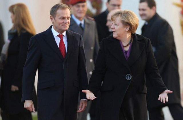 Angela Merkel si Donald Tusk viziteaza o tabara de refugiati din Turcia