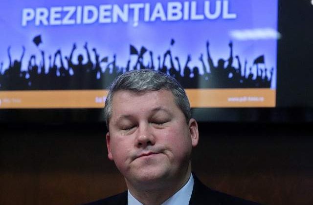 Angajatii primariilor au nevoie de salarii mai mari, spune Predoiu