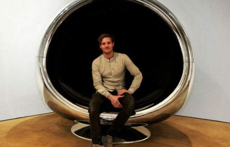 Ai mai vazut asa ceva? Scaun dintr-un motor Boeing 737 Reciclat