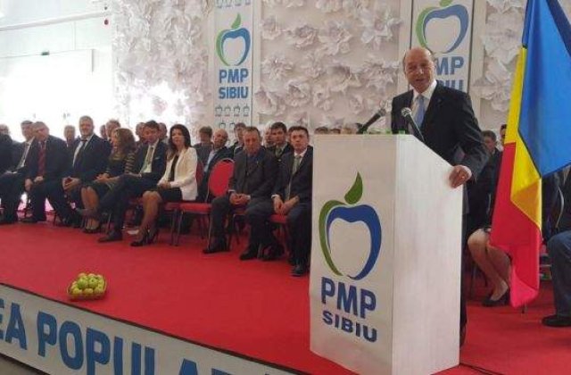 Basescu: Cunosc doar 2 ex-ofiteri acoperiti - Ponta la SIE si Ghita la SRI