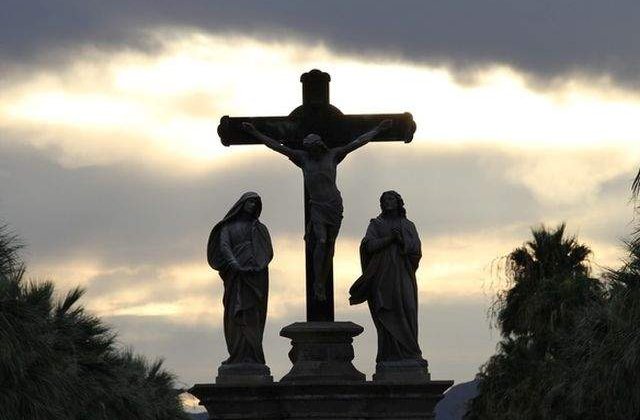 Ziua rastignirii Mantuitorului: Ce NU ai voie sa faci in Vinerea Mare