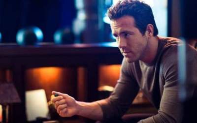 Ce suma a donat Ryan Reynolds...