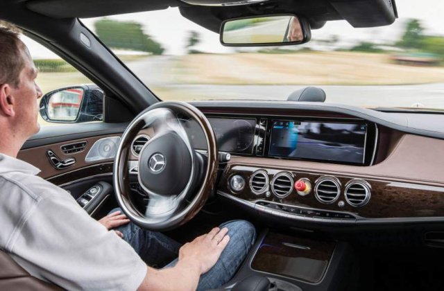 [VIDEO] Masinile fara sofer pe strazile din Dubai, pana in 2030