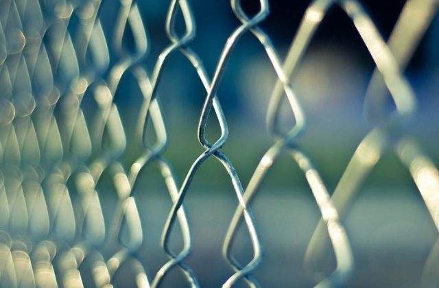 Planul Austriei de a ridica gard la frontiera, considerat "inacceptabil" de ministrul italian de Interne