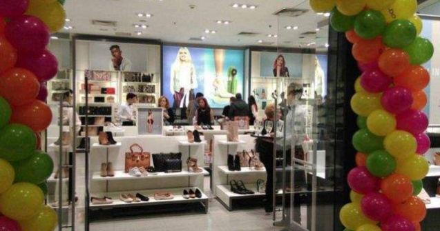 Programul mall-urilor de Paste! Magazinele nu isi inchid usile