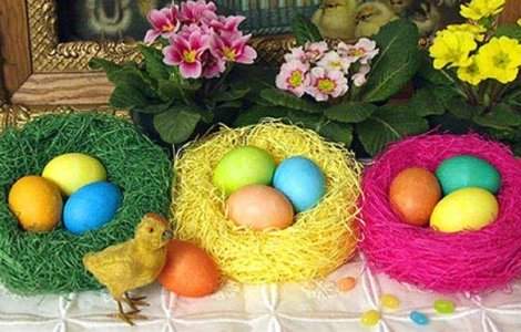 65% dintre romani vor petrece acasa sarbatorile de Paste