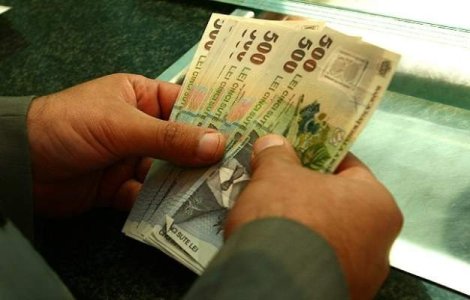 Jurnalistii vor avea pensii speciale. Iohannis a promulgat legea