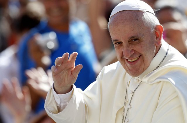 Papa Francisc socheaza comunitatea internationala