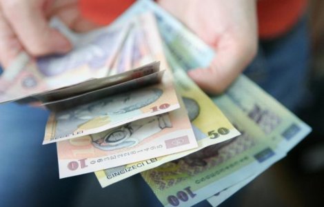 Diferenta dintre salariul mediu din sectorul mobilei si cel din economie este uriasa