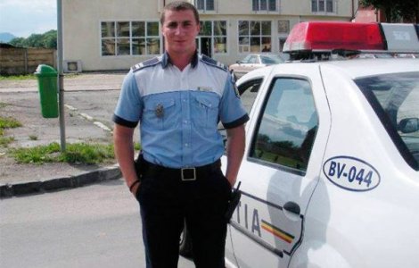 Celebrul politist Godina continua sa-l ironizeze pe deputatul PSD, Marian Radulescu