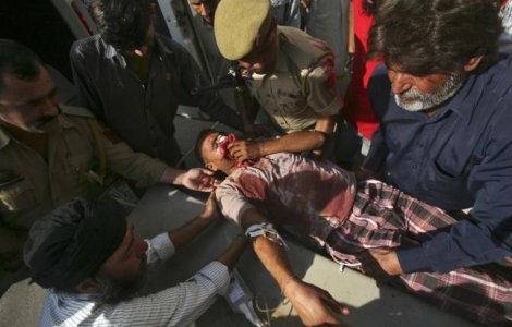 Un adolescent din India s-a impuscat in cap in timp ce facea selfie