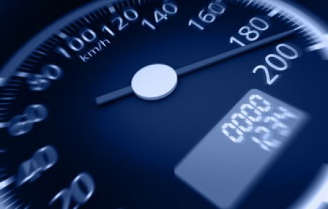 Baiatul lui Ionita si Viorica de la Clejani, prins cu 175 km/h