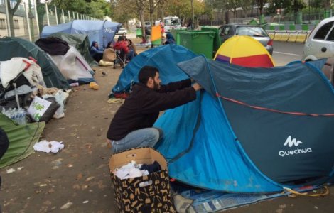 Tabara de circa 1.000 de imigranti clandestini, evacuata