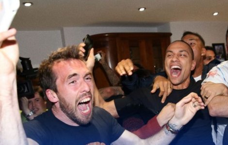  Video  Surpriza anului! Leicester City, noua campioana a Angliei