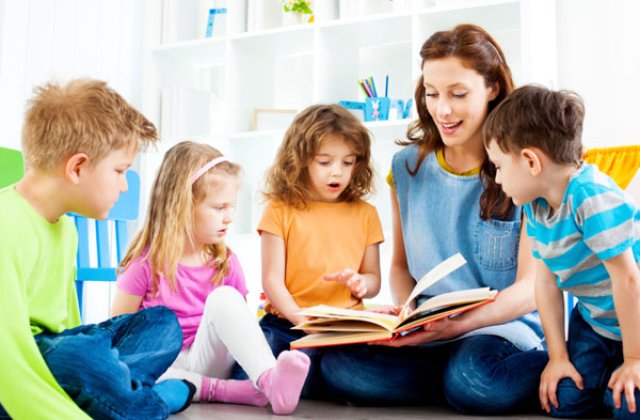 Parintii isi pot reinscrie copiii la gradinita incepand de miercuri pana pe 20 mai