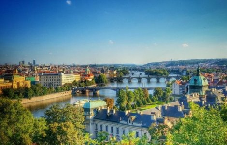  Foto  Romanii vor plati mai putin pentru un city break in Europa