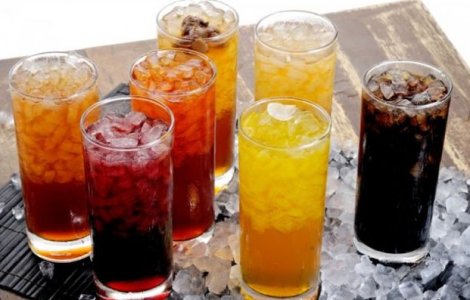 Pericolul din sucuri: obezitate si diabet