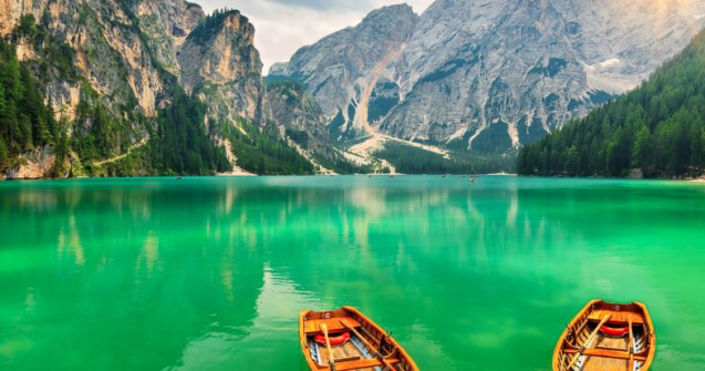  Top  Cele mai bune destinatii turistice pentru vara 2016. Romania e in top!