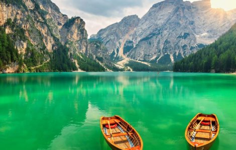  Top  Cele mai bune destinatii turistice pentru vara 2016. Romania e in top!