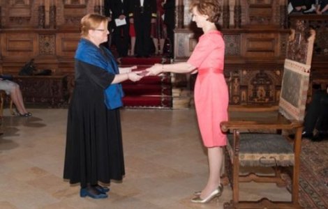 Corina Suteu a depus juramantul de investire in functia de ministru al Culturii