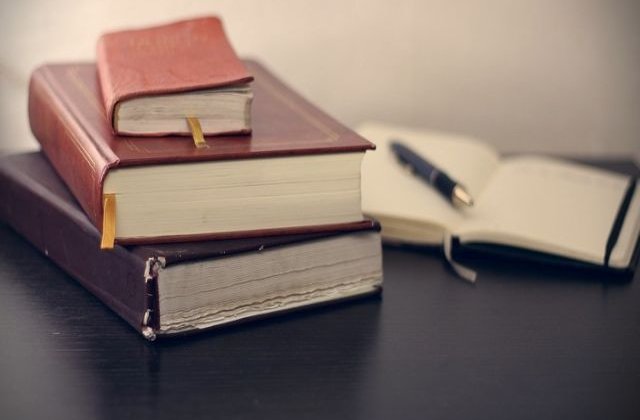 Raportul Curtii de Conturi: Numarul studentilor a scazut cu 30% in 25 de ani