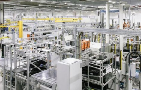 Romania a pierdut uzina de motoare de 500 mil. euro a Daimler