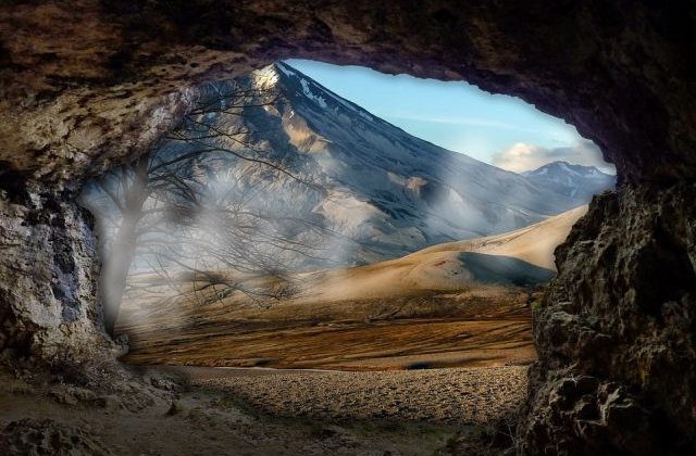Cele mai SPECTACULOASE pesteri din lume, in imagini fascinante. Romania, in top