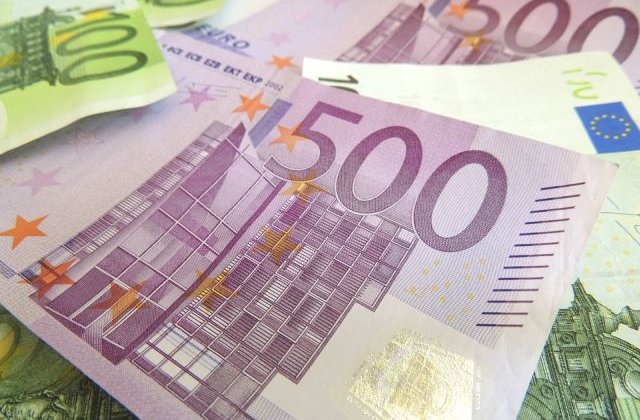 Banca Centrala Europeana renunta la tiparirea bancnotei de 500 de euro