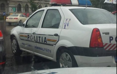 Un bucurestean acuza politistii ca i-au furat actele