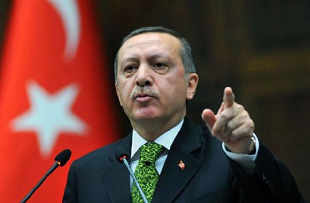 Erdogan: Turcia a fost lasata sa lupte singura impotriva gruparii Stat Islamic