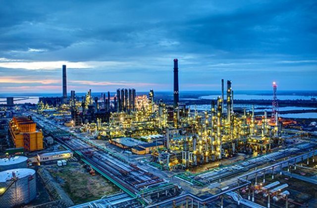 Actiunile Rompetrol, suspendate de la tranzactionare dupa anuntul DIICOT