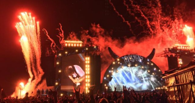  Video  AC/DC cu AXL Rose sunt inca AC/DC