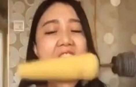 A vrut sa manance porumb fiert cu ajutorul unei bormasini. Ce a urmat