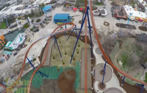 A fost inaugurat cel mai inalt roller coaster din lume