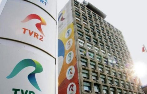 Protest spontan in curtea TVR dupa numirea Irinei Radu