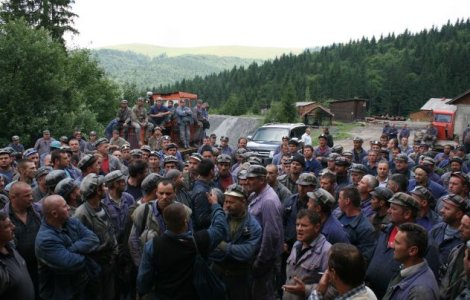 Compania Nationala a Uraniului a decis sa inchida temporar mina Crucea