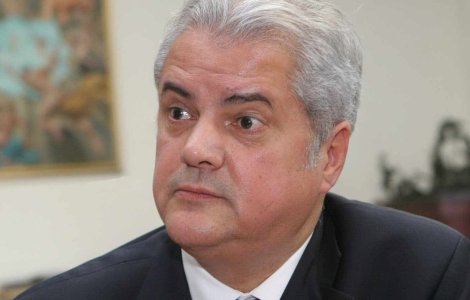 Adrian Nastase la DIICOT: Fostul premier, audiat intr-un mega dosar