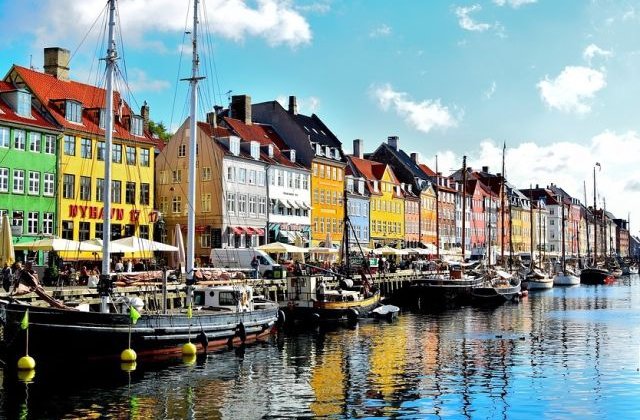 Destinatii pitoresti! Top 15 cele mai colorate orase din lume